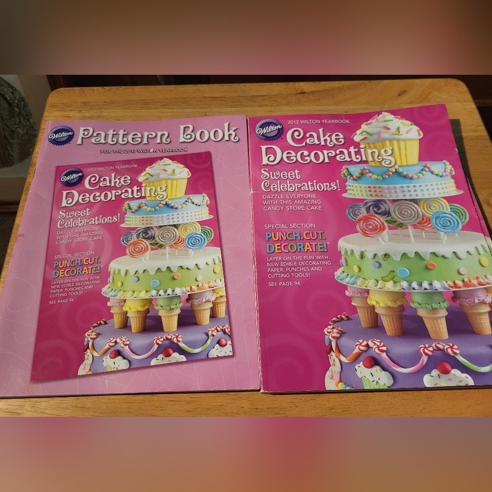 Wilton 2012 Cake Decorating Yearbook + Pattern Book Lot